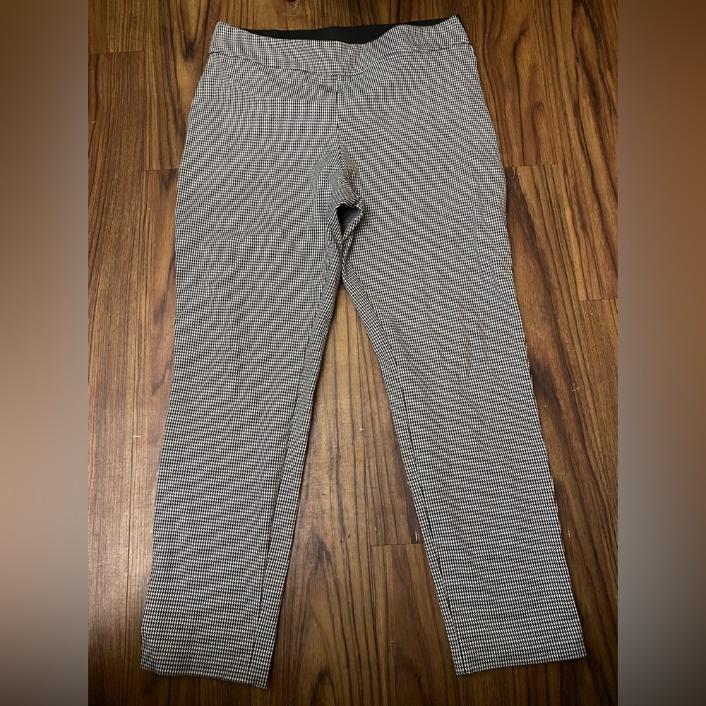 A New Day Capri Pants 10
